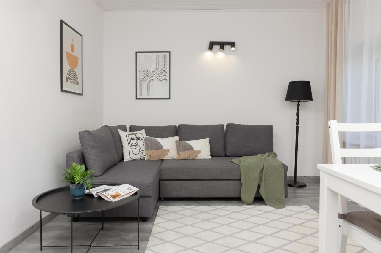 Metro Plac Wilsona Apartments Mickiewicza By Noclegi Renters Warschau Exterior foto