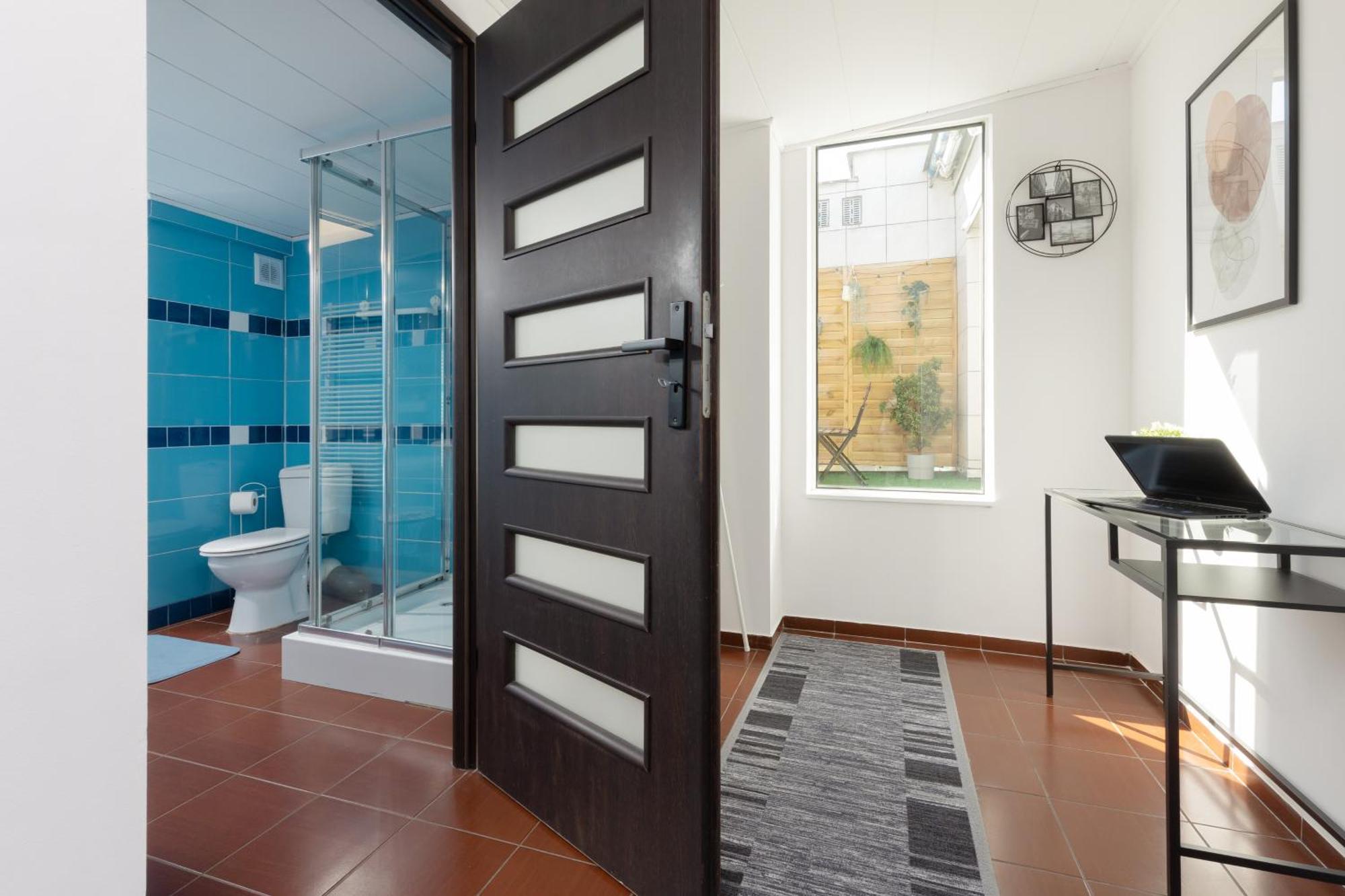 Metro Plac Wilsona Apartments Mickiewicza By Noclegi Renters Warschau Exterior foto